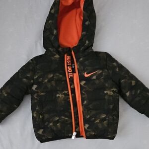 Nike Kids Camo Puffer Jacket - Black and Orange